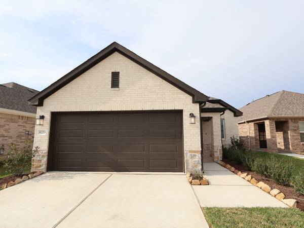 8223 Blue Shell LN, Cypress, TX 77433
