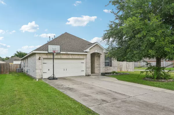 Baytown, TX 77523,8402 Piping Rock ST