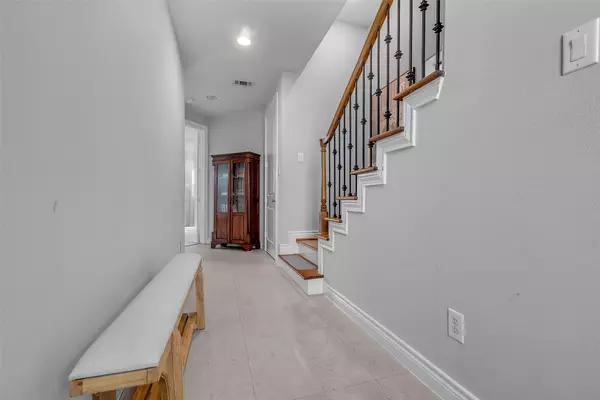 Houston, TX 77080,2206 Hilshire Glen Court