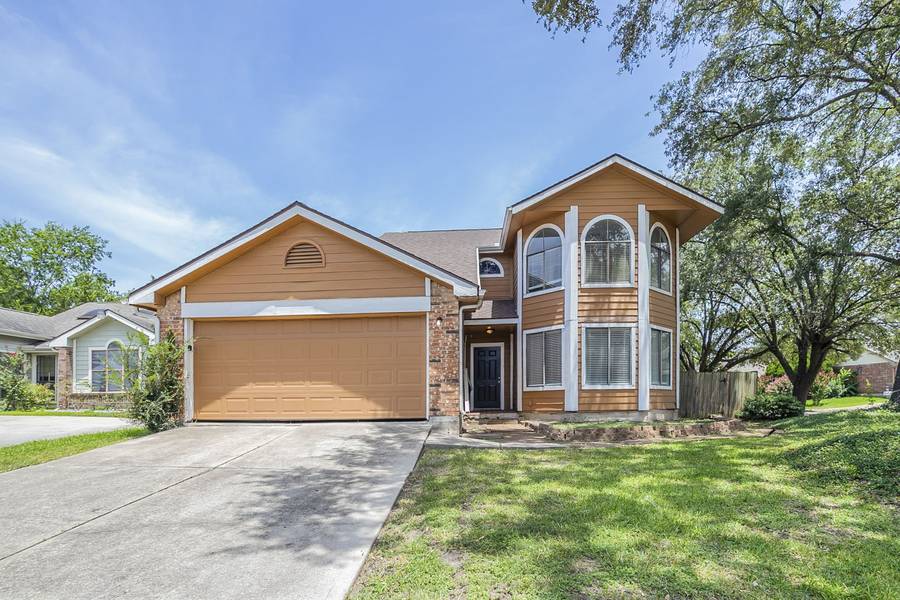 12710 Skyknoll LN, Houston, TX 77082