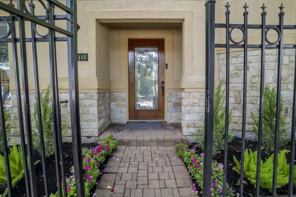 4115 Barnes ST, Houston, TX 77007