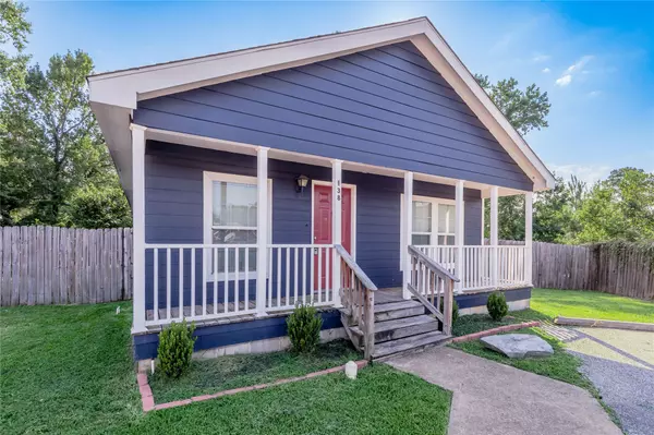 Huntsville, TX 77340,138 Varsity DR