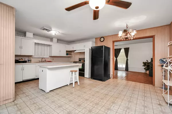 Pearland, TX 77581,6622 Sharon DR