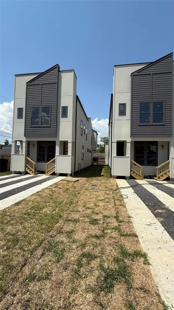 Houston, TX 77033,4809 PAULA ST