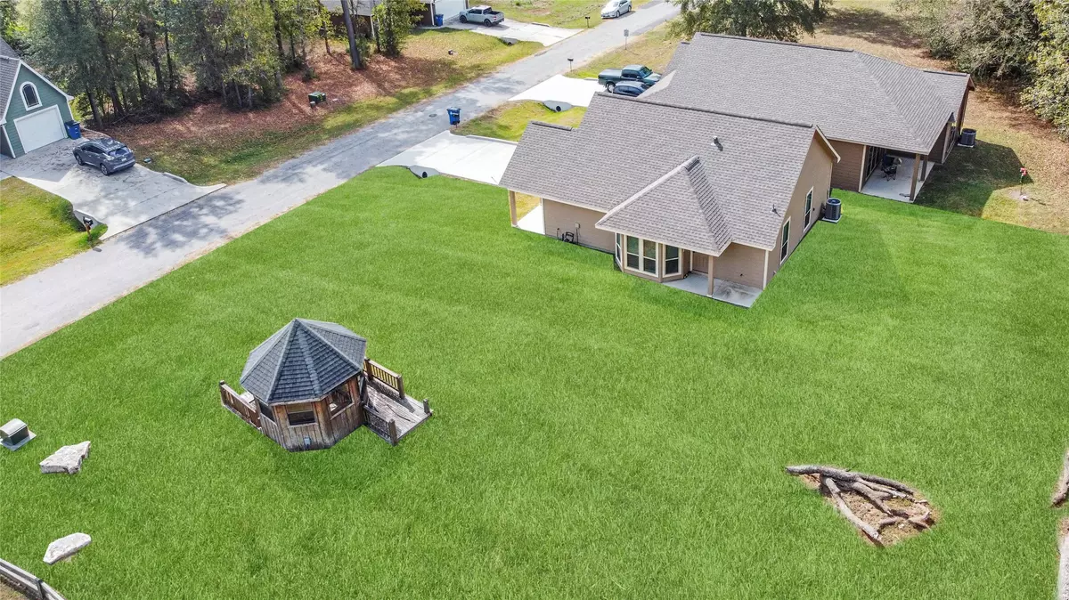 Huntsville, TX 77340,2 Firewood RD