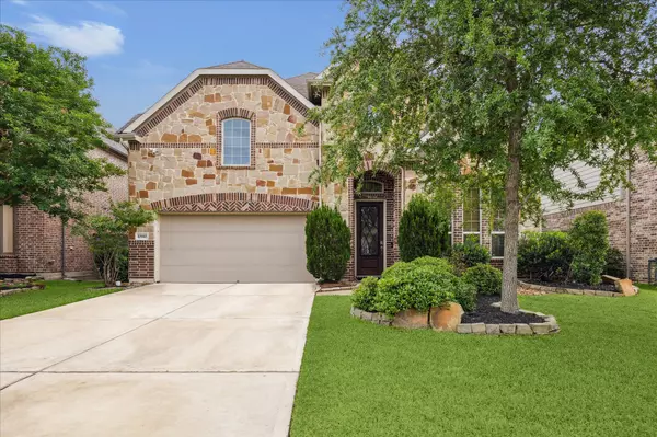 10910 Sarah Bluff LN, Cypress, TX 77433