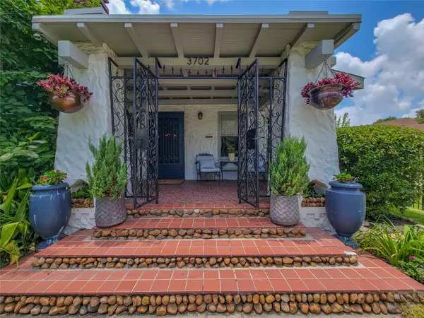 Houston, TX 77006,3702 Audubon PL