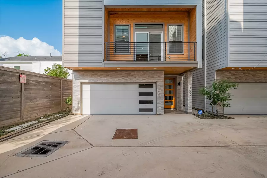 1305 E 27th ST #A, Houston, TX 77009