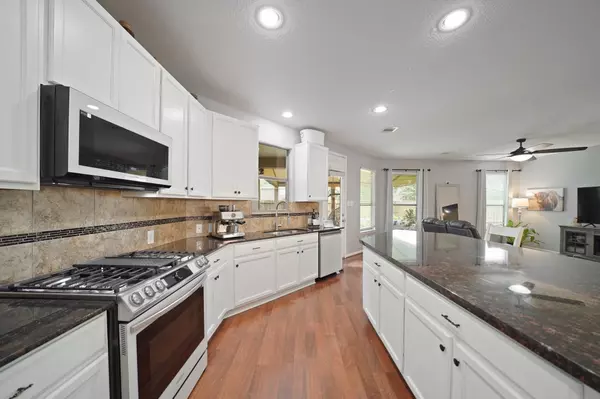 Cypress, TX 77433,18639 White Barnwood