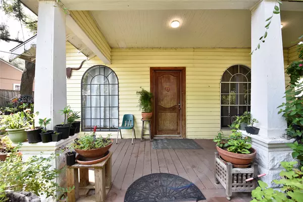 Houston, TX 77023,4104 Walker ST