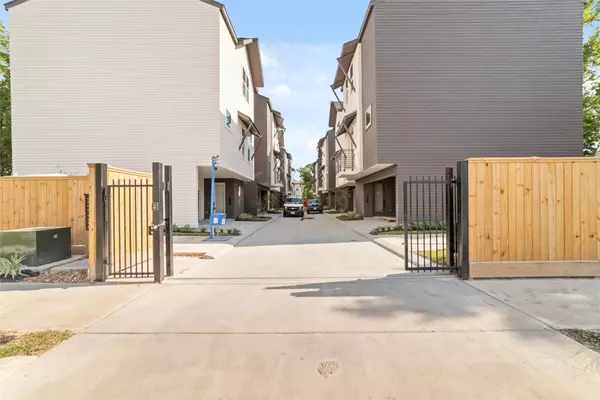 Houston, TX 77091,861 Rachel ST #D