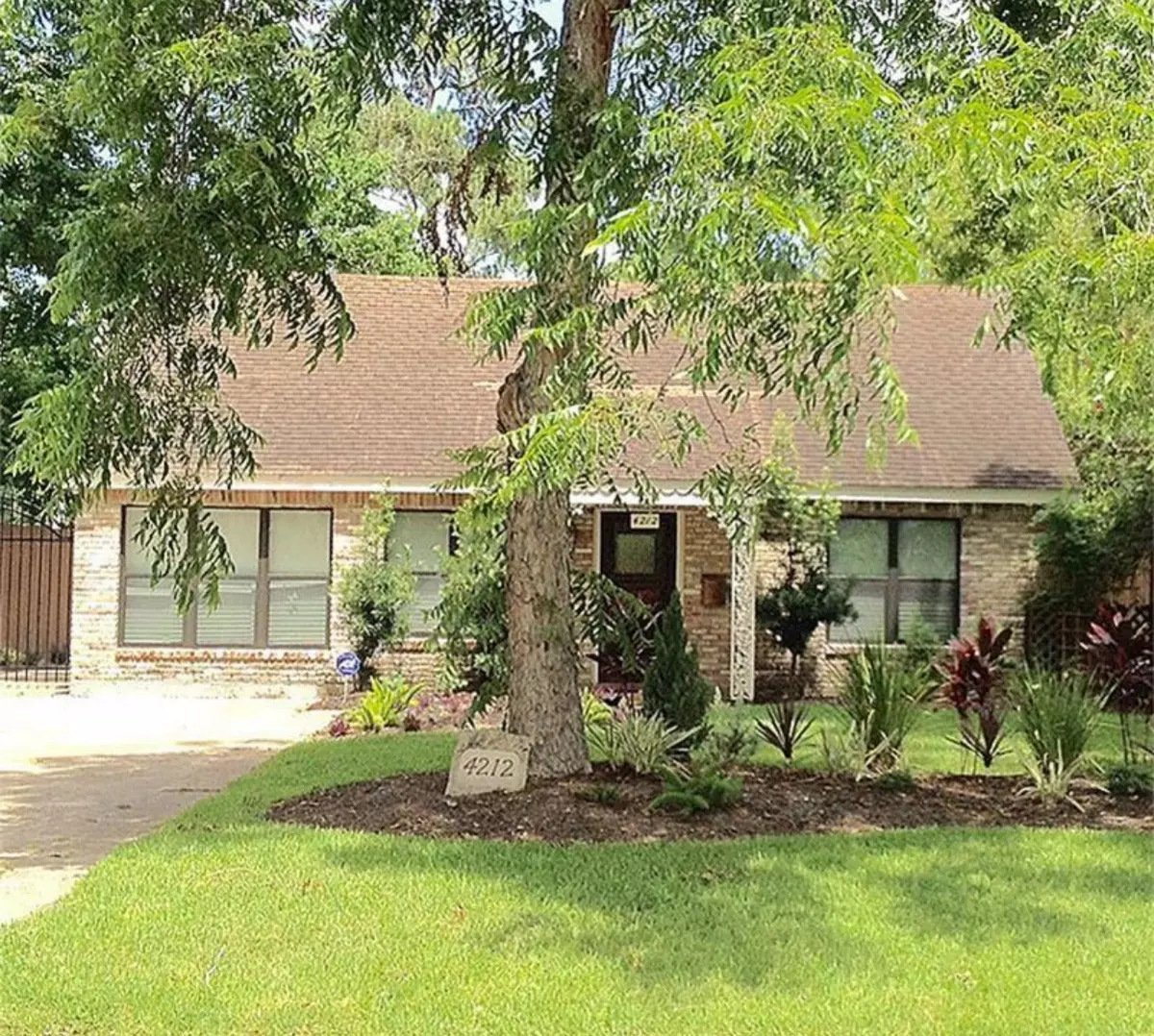 Houston, TX 77018,4212 Apollo ST