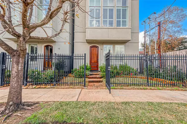 Houston, TX 77019,1804 Haddon ST