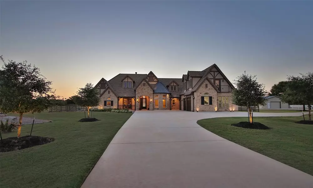 624 High Meadow Ranch DR, Magnolia, TX 77355