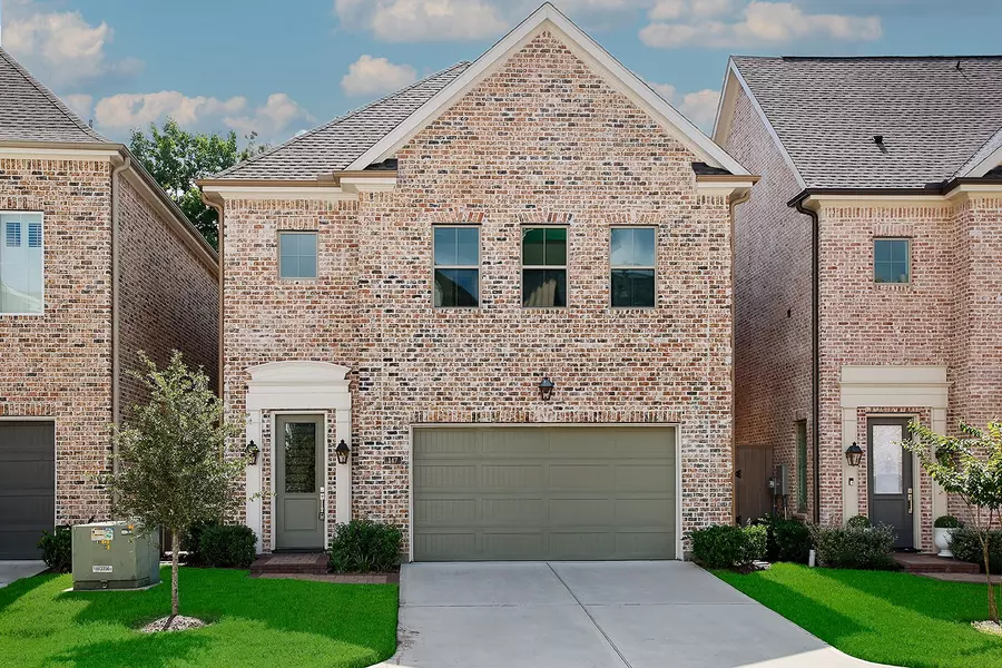 147 Hickory ST, Shenandoah, TX 77384