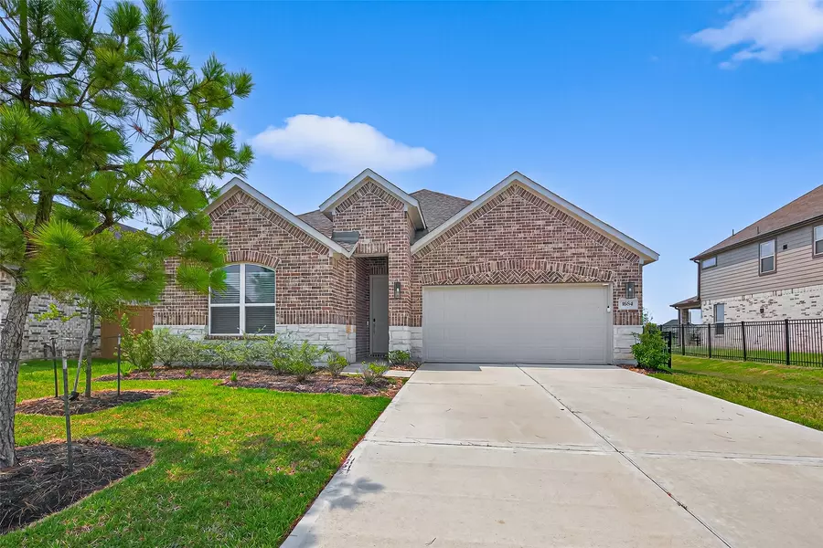 1684 Daylight Lake Dr, Katy, TX 77493