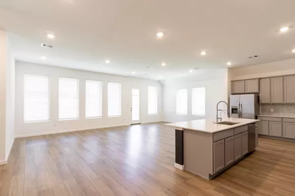 League City, TX 77573,705 Western Fern