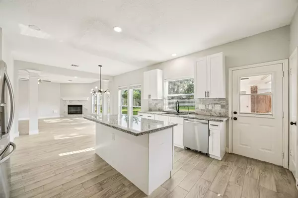 16802 Willow Bend CT, Sugar Land, TX 77479