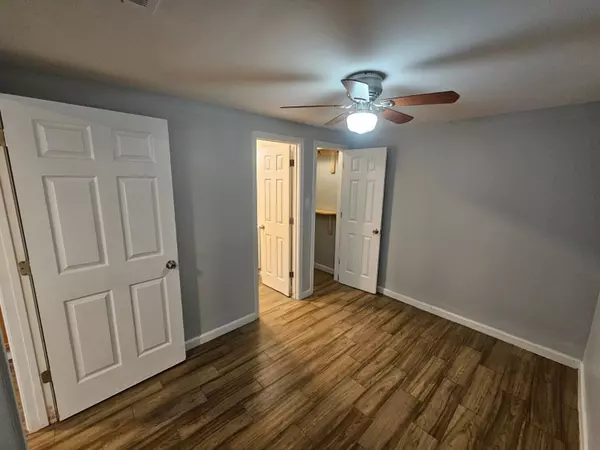 Houston, TX 77016,9222 Sandra B ST