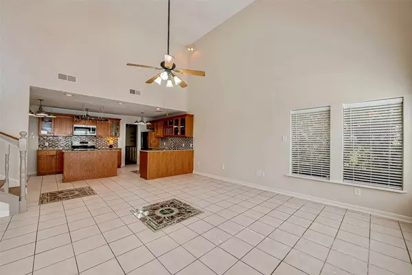 La Porte, TX 77571,2 BAYSHORE AVE