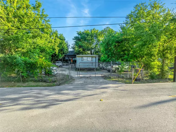 Houston, TX 77015,14615 Victoria ST