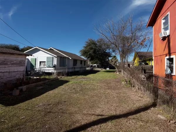 Galveston, TX 77551,5405 Avenue M