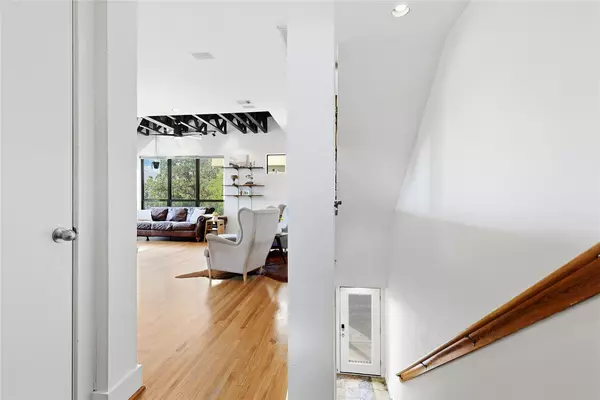 Houston, TX 77008,1105 W 21st ST #A