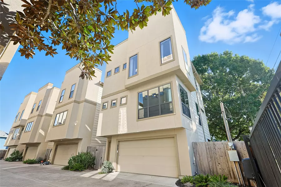 1105 W 21st ST #A, Houston, TX 77008