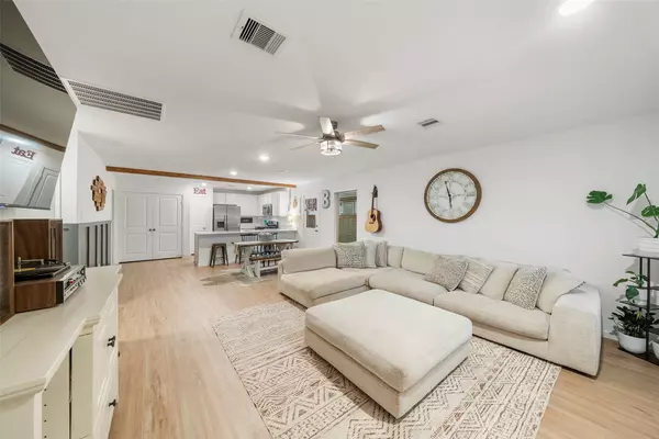 Magnolia, TX 77354,744 Autumn Cherry TRL