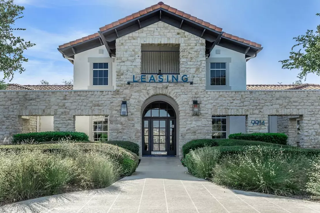 San Antonio, TX 78251,9914 W Military DR #1418