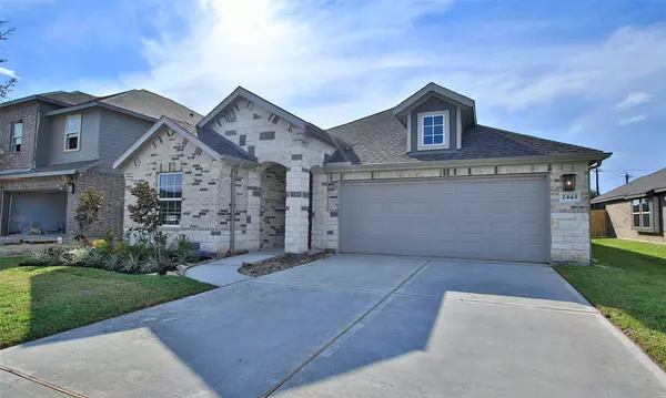 2443 Parker ST, Seabrook, TX 77586