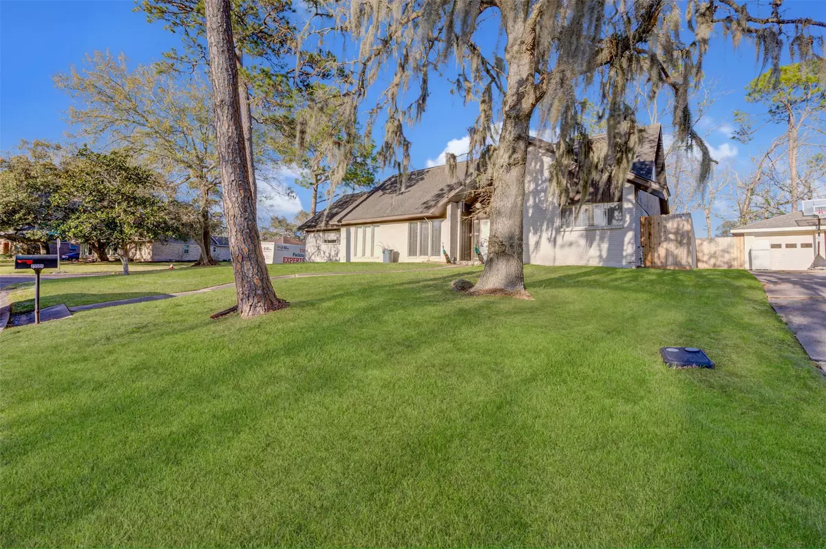 Friendswood, TX 77546,15503 Wandering TRL