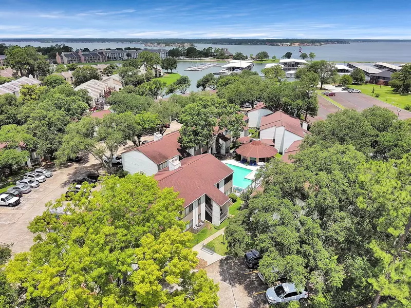 12100 Melville DR #202B, Montgomery, TX 77356