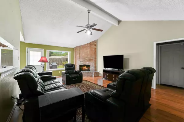 Humble, TX 77338,7915 Birchbark DR