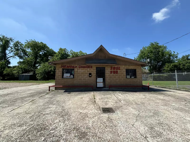 3810-3815 Cavalcade ST, Houston, TX 77026