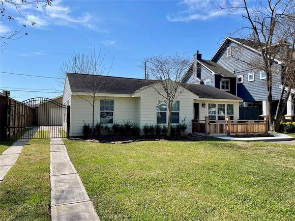 1635 Chippendale RD, Houston, TX 77018