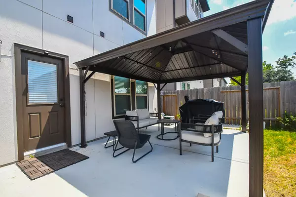 Houston, TX 77043,4007 Centre Glen DR