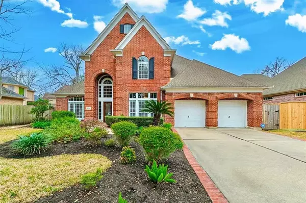 1715 Forestlake DR, Sugar Land, TX 77479