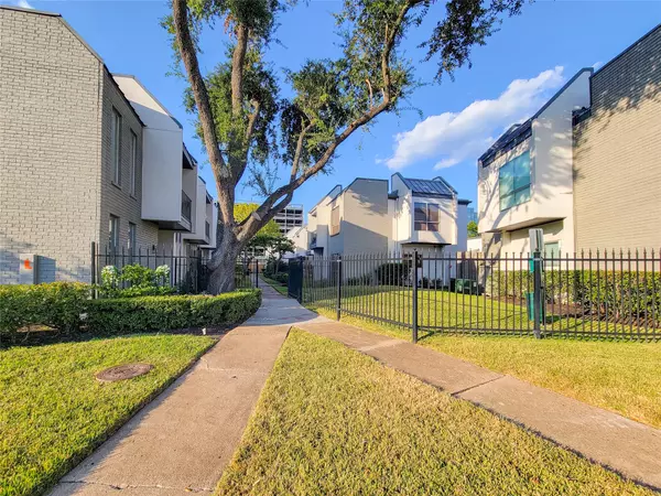 Houston, TX 77057,1300 Augusta DR #41