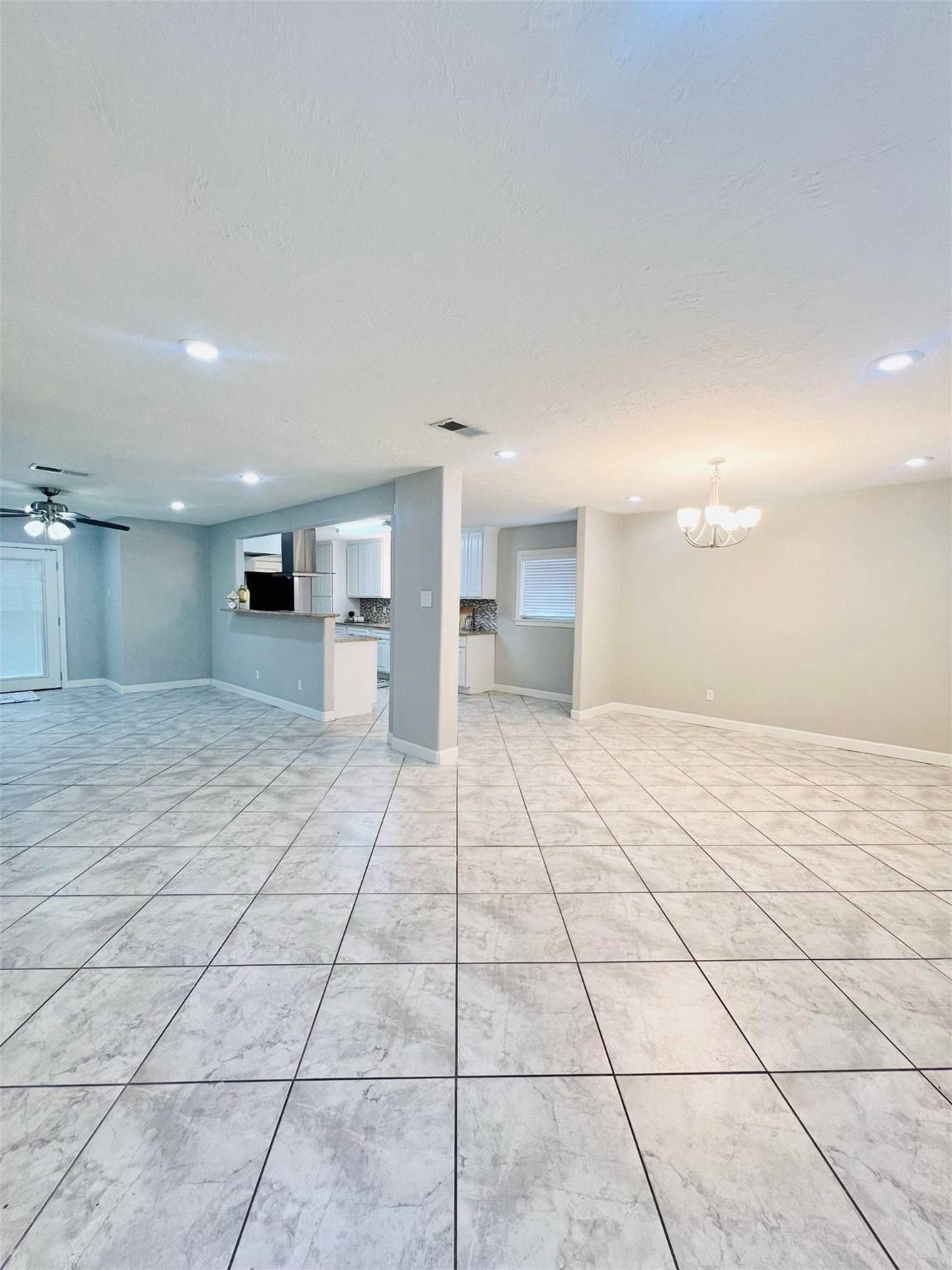 Beaumont, TX 77706,4855 Gladys AVE