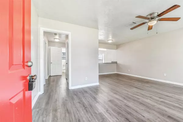 Texas City, TX 77590,1525 Wayside DR