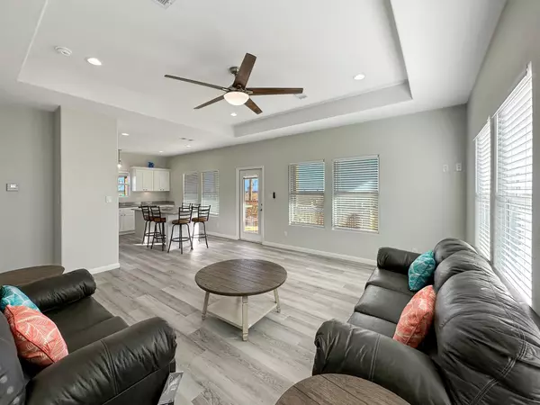 Gilchrist, TX 77617,1103 Waco