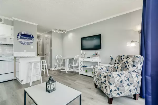 Galveston, TX 77551,6102 Seawall BLVD #174