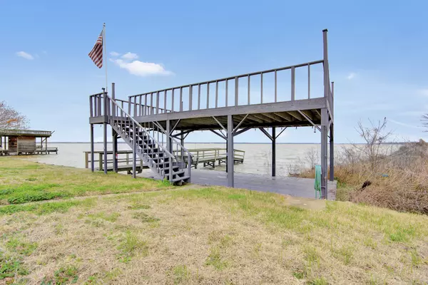 Onalaska, TX 77360,292 Lakeview HBR