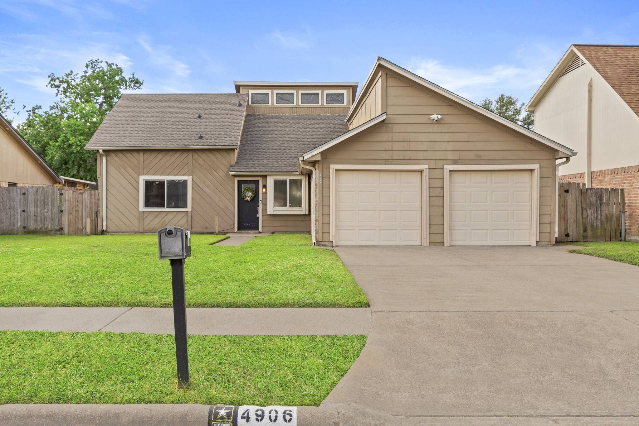 Pasadena, TX 77505,4906 Fairdale ST