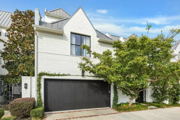 3240 Bammel LN, Houston, TX 77098