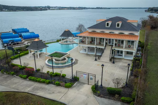12908 French Quarter DR, Willis, TX 77318