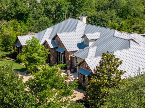17288 Indian Lakes DR, College Station, TX 77845