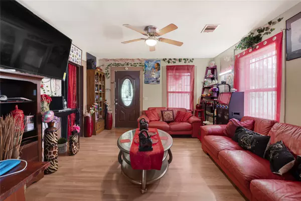 Houston, TX 77016,4103 Lumber LN