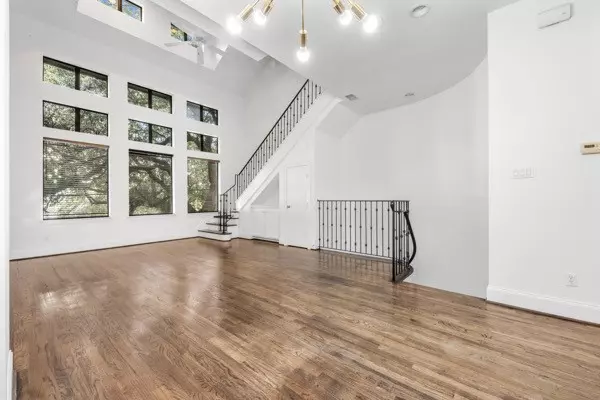 Houston, TX 77007,1903 Summer ST